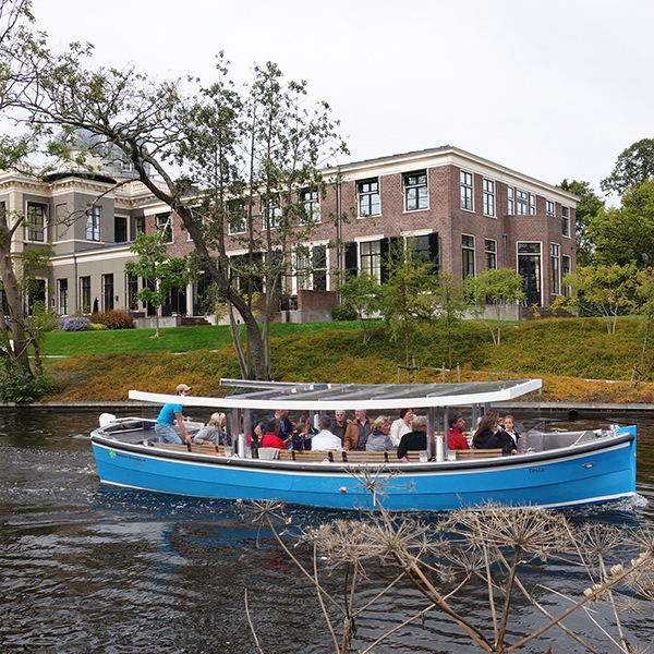 overdekte rondvaart Bootjes en Broodjes Leiden